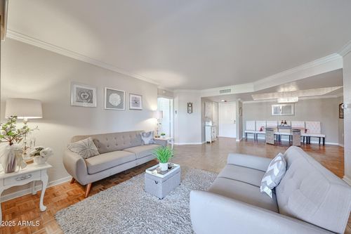 330-17404 N 99th Ave, Sun City, AZ, 85373-2019 | Card Image