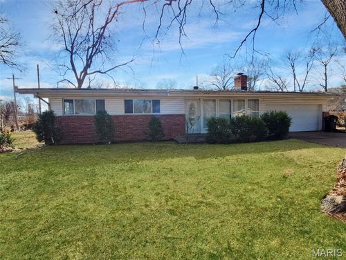 2214 Ibis Ct, Saint Louis, MO, 63136-4408 | Card Image