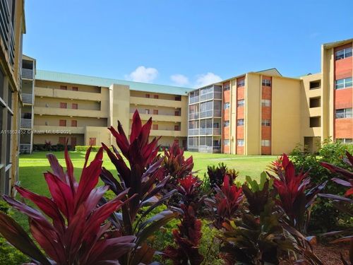 apt-205-3610 21st St, Lauderdale Lakes, FL, 33311-9216 | Card Image