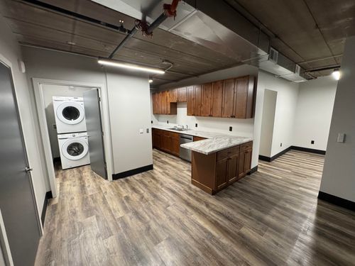 207-217 S Badger Ave, APPLETON, WI, 54914-5219 | Card Image