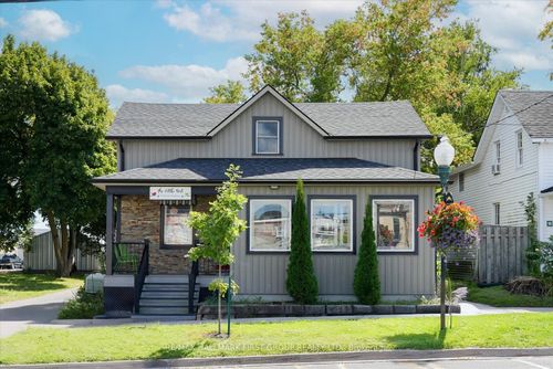 174 Mary St, Port Perry, ON, L9L1B7 | Card Image