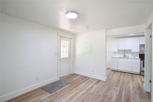 4d-120 Main Street, Rockland, NY, 12758 | Card Image