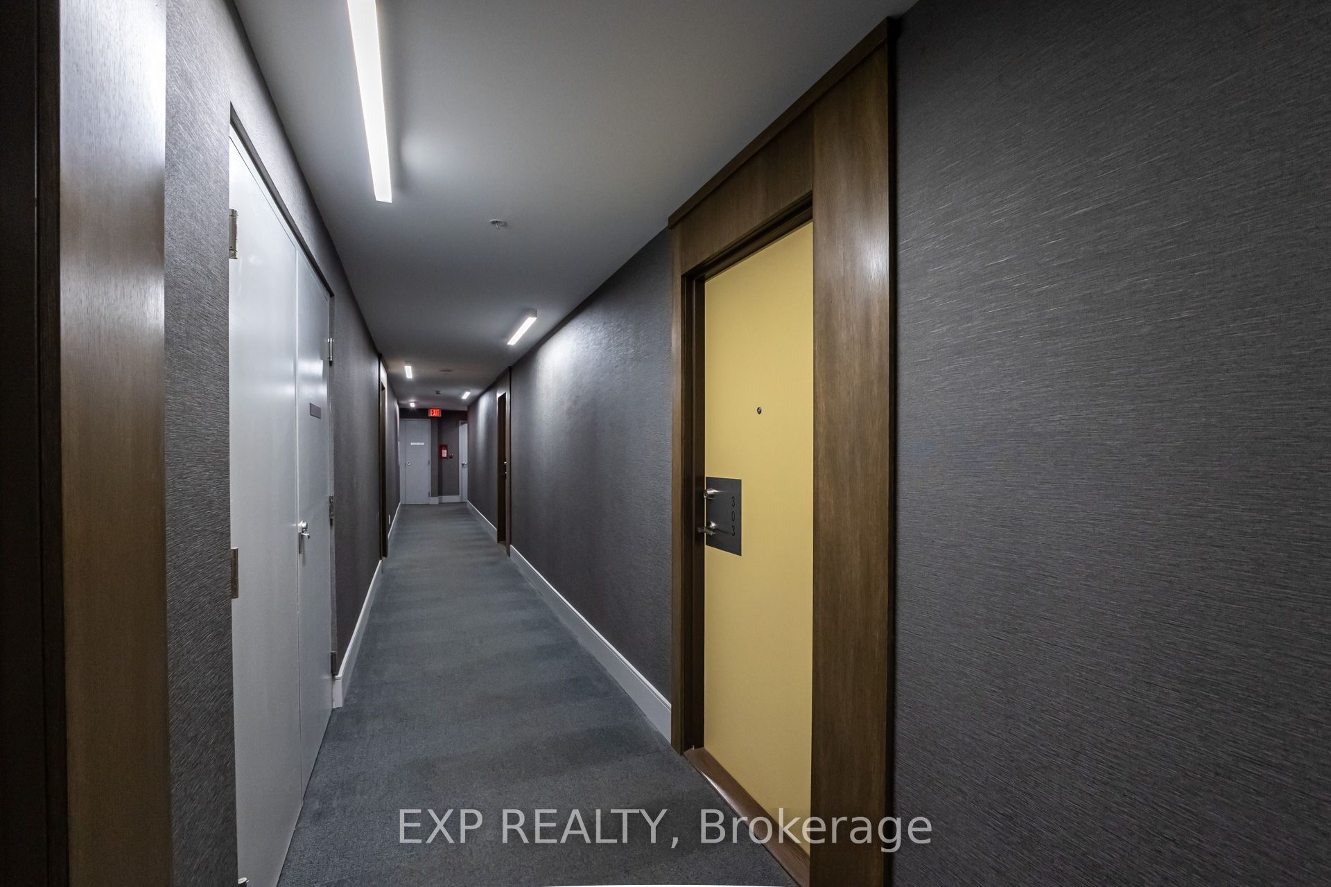 Residential Lease in Toronto C01 5