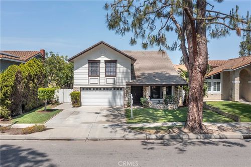 11725 Concord St, Cerritos, CA, 90703-6779 | Card Image