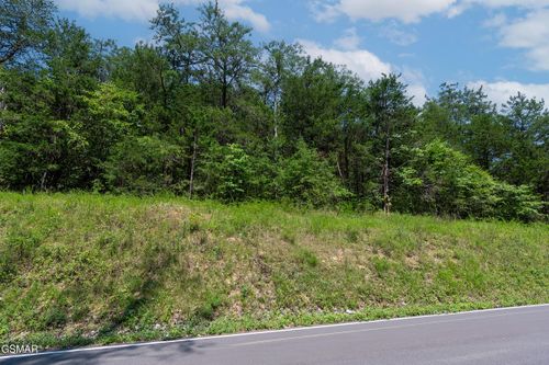 12 Windfall Estates Dr, Sevierville, TN, 37876 | Card Image