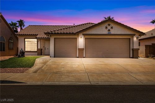 1211 Evening Canyon Ave, Henderson, NV, 89014-7835 | Card Image