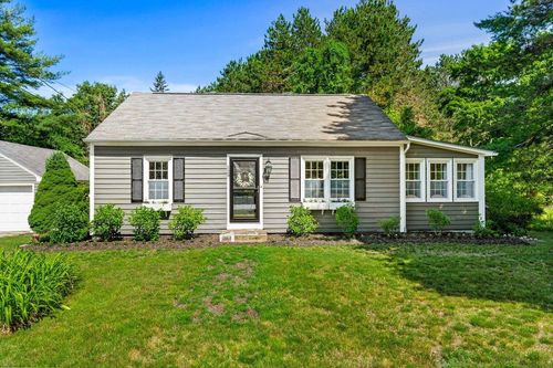 129 Bedford Center Rd, Bedford, NH, 03110-5439 | Card Image