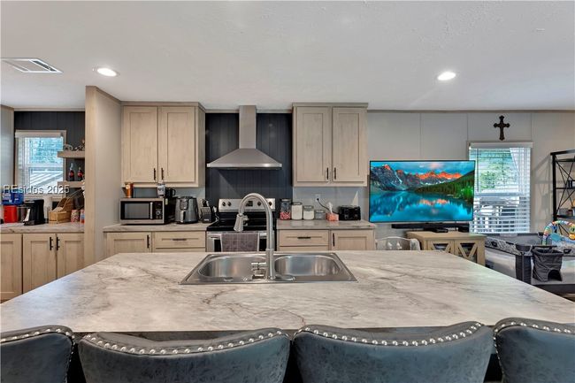91 Bailey Cir, House other with 2 bedrooms, 2 bathrooms and null parking in Seabrook SC | Image 7