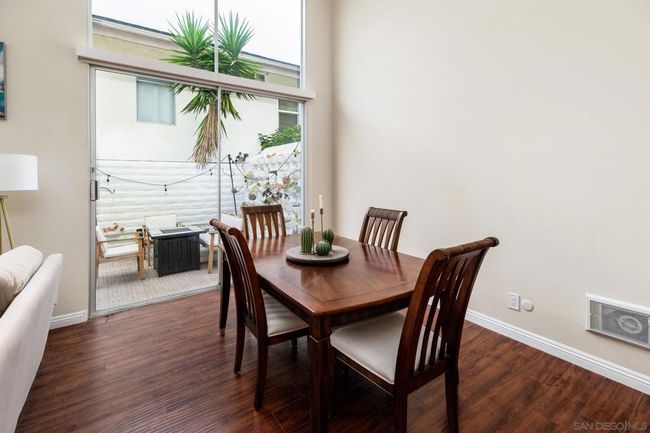 4 - 2544 Navarra Dr, Townhouse with 2 bedrooms, 2 bathrooms and 1 parking in Carlsbad CA | Image 5