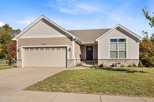 10801 Hidden Forest Way, Louisville, KY, 40229-3148 | Card Image
