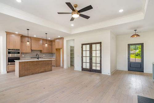 50 Lauderdale Ln, Hartsville, TN, 37074-2059 | Card Image