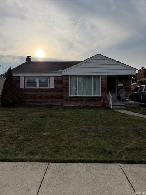 26700 Santa Maria, Redford Charter Township, MI, 48240 | Card Image