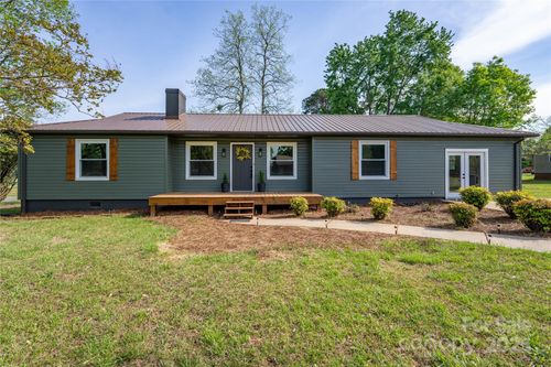 4115 Conley St, Newton, NC, 28658-8775 | Card Image