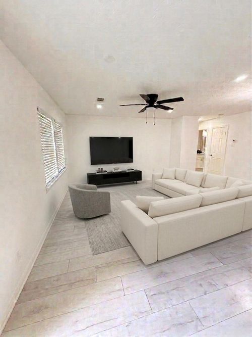 10402 Hinds St, Houston, TX, 77034-2003 | Card Image
