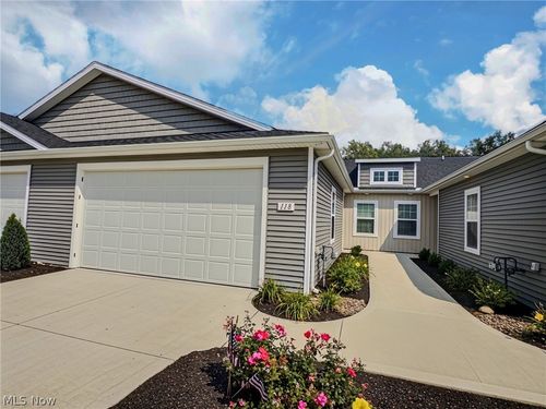 118 W Spring Dr, Elyria, OH, 44035-4410 | Card Image