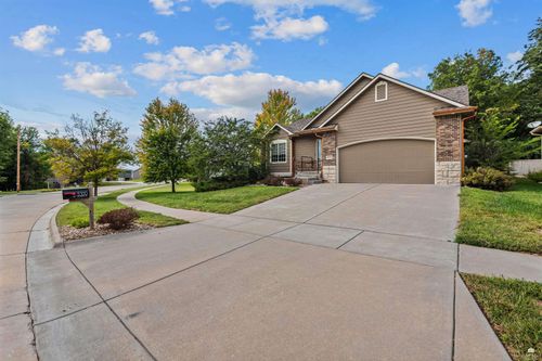 5100 Shadowridge Dr, Manhattan, KS, 66503-3143 | Card Image