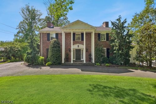 11 Cayuga Way, Short Hills, NJ, 07078-1202 | Card Image