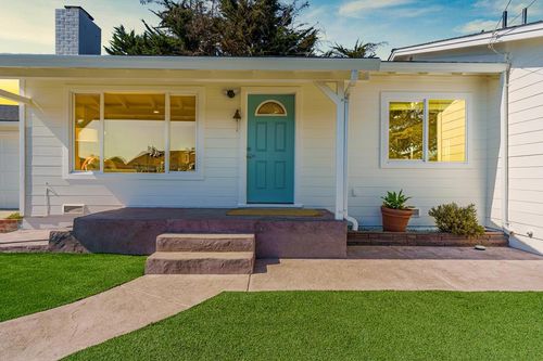 2 Monument Avenue, Freedom, CA, 95019 | Card Image