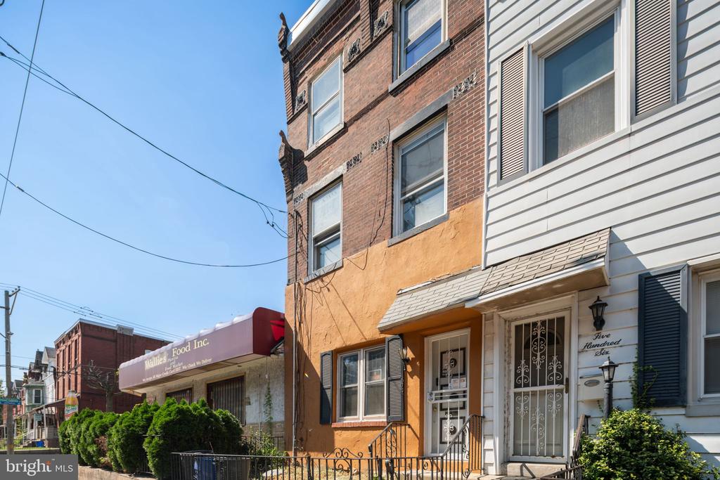 32nd St, Philadelphia, PA 19104