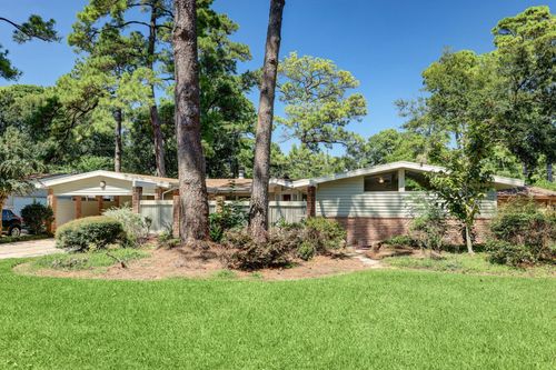 10226 Ivyridge Rd, Houston, TX, 77043-4212 | Card Image