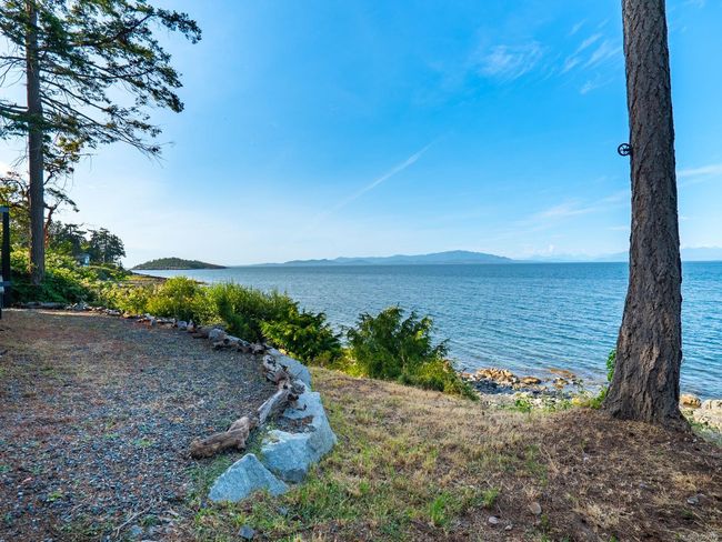 1380 Reef Rd, House other with 2 bedrooms, 4 bathrooms and 6 parking in Nanoose Bay BC | Image 49
