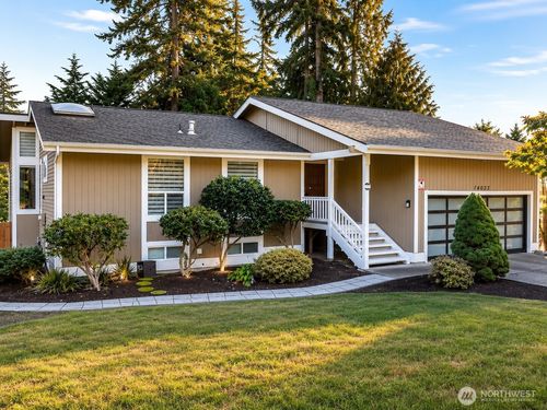 14023 Se 60th St, Bellevue, WA, 98006-4305 | Card Image