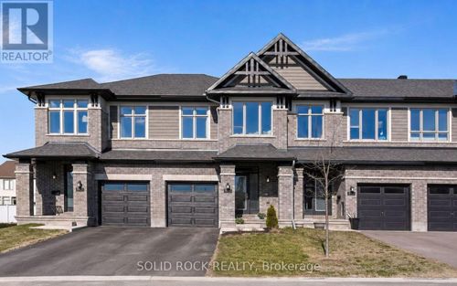949 Omagaki Way, Ottawa, ON, K1X0J3 | Card Image