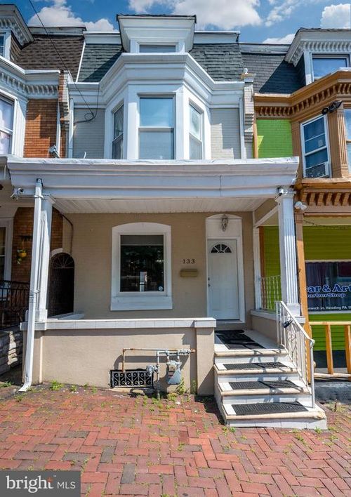 133 Greenwich St, READING, PA, 19601-2730 | Card Image