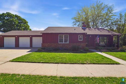 920 E Willow Leaf St, Sioux Falls, SD, 57110 | Card Image