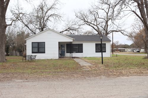 467 Oak St, Utopia, TX, 78884 | Card Image