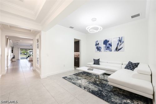3275 Pilot Cir, NAPLES, FL, 34120-0710 | Card Image
