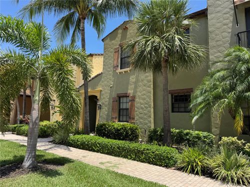 apt-5207-11220 Paseo Grande Blvd, FORT MYERS, FL, 33912-9110 | Card Image