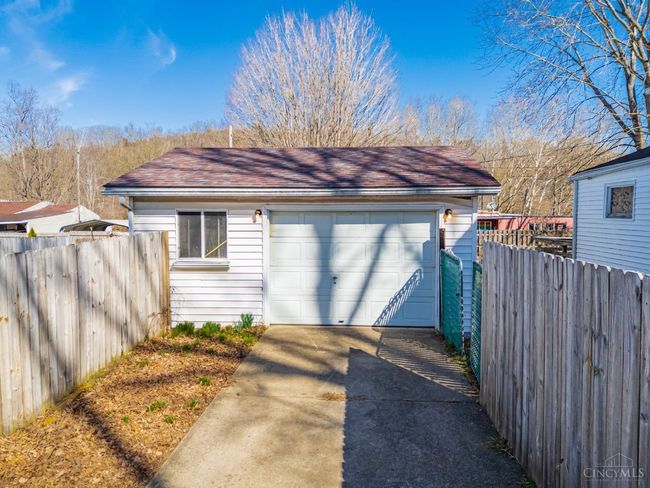 21 W 8 Th St, House other with 3 bedrooms, 1 bathrooms and null parking in Manchester OH | Image 16