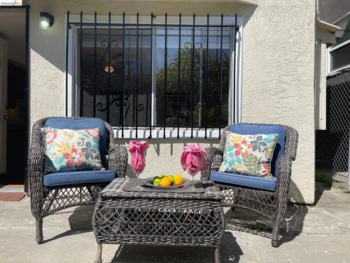 5231 Martin Luther King Jr Way, Oakland, CA, 94609-1830 | Card Image