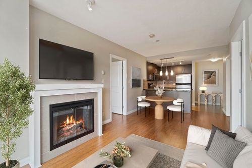 1205-888 Carnarvon St, New Westminster, BC, V3M0C6 | Card Image
