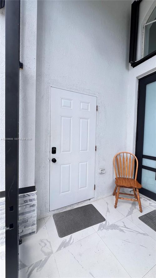 b-10911 Sw 242nd St, Homestead, FL, 33032-5141 | Card Image
