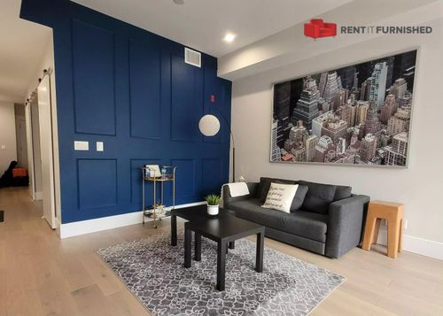 1591 Bowser Ave, North Vancouver, BC, V7P2Y4 | Card Image