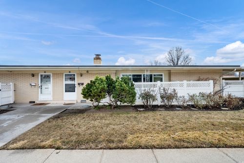 22-3621 805, Salt Lake City, UT, 84106-4656 | Card Image