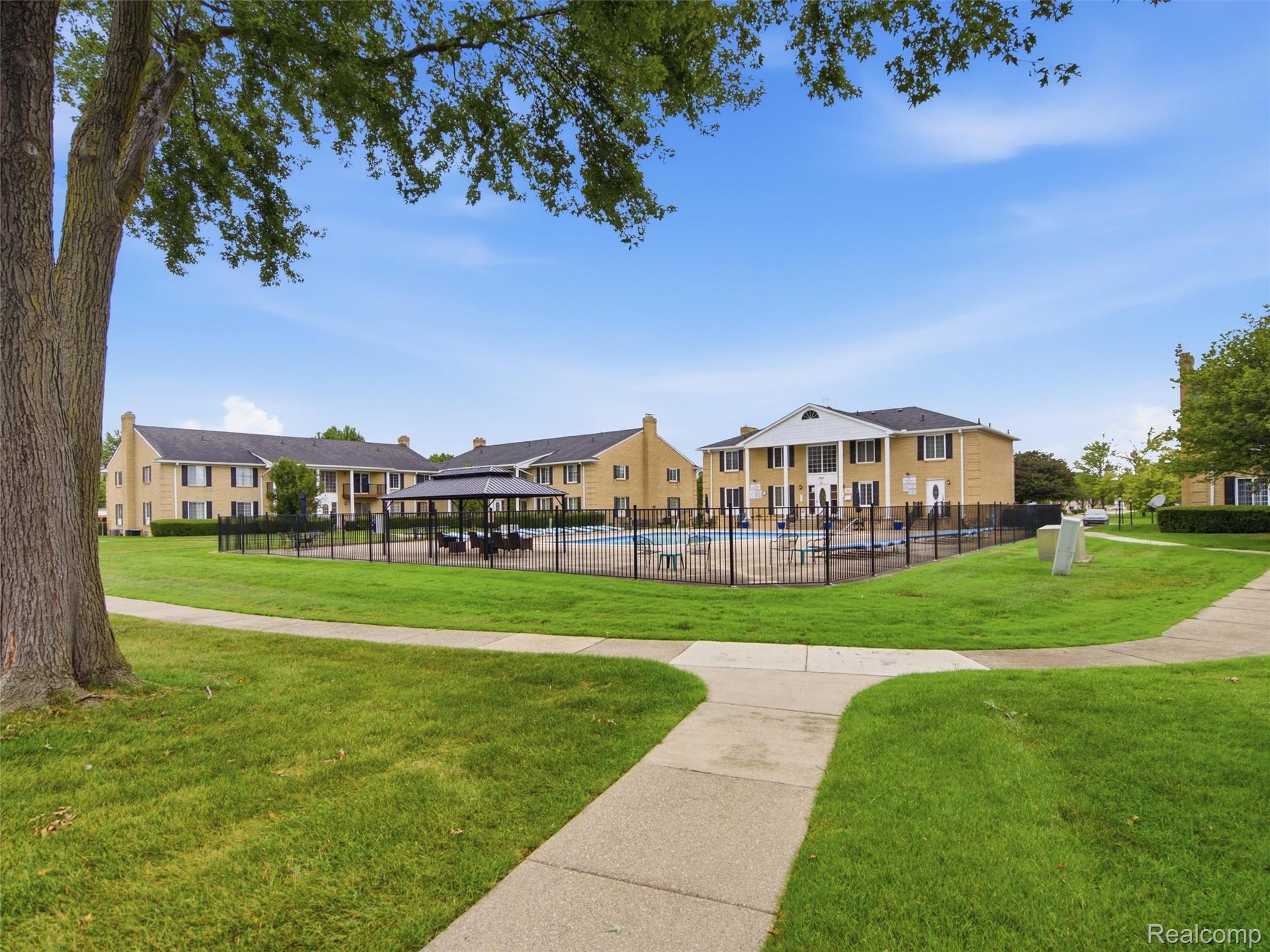 Residential in Sterling Heights 3