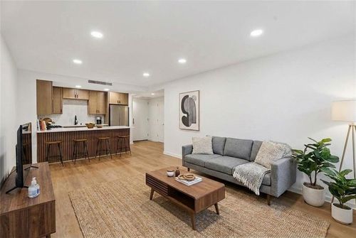 118-2965 Pharr Court South Nw, Atlanta, GA, 30305-2133 | Card Image