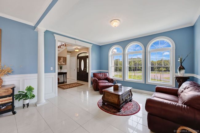 197 Shadow Pond Ln, House other with 4 bedrooms, 4 bathrooms and 6 parking in Suffield CT | Image 6