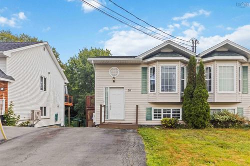 30 Headings Crt, Middle Sackville, NS, B4E3E1 | Card Image