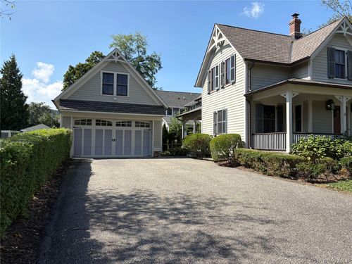 43 Rockland Ave, Hillburn, NY, 10931-1227 | Card Image