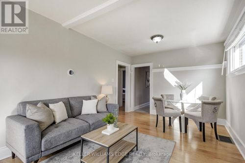 53 East 19th Street, Hamilton (Inch Park), ON, L9A4R9 | Card Image