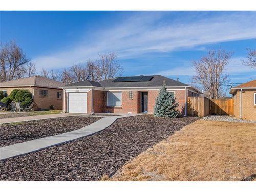 2885 Oneida St, Denver, CO, 80207-3536 | Card Image