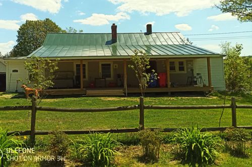 1637 Us Route 5 S, Barnet, VT, 05821-4411 | Card Image