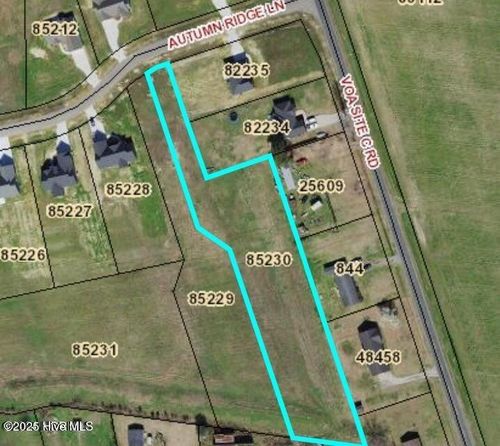 2560 Autumn Ridge Ln, Greenville, NC, 27834-4549 | Card Image
