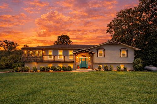 206 Blue Mountain Pkwy, ROCKY FACE, GA, 30740-9509 | Card Image