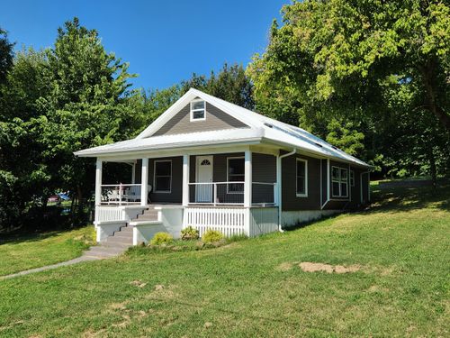 106 Mountain St, Cassville, MO, 65625-1628 | Card Image