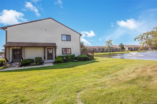 apt-801-100 Daly Blvd, Oceanside, NY, 11572-6008 | Card Image